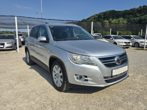 Volkswagen Tiguan automatik F1 4x4 2.0 tdi 103 kw 2010 reg