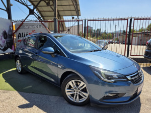 Opel Astra 1.6 81KW 2016 URADJENI SVI SERVISI