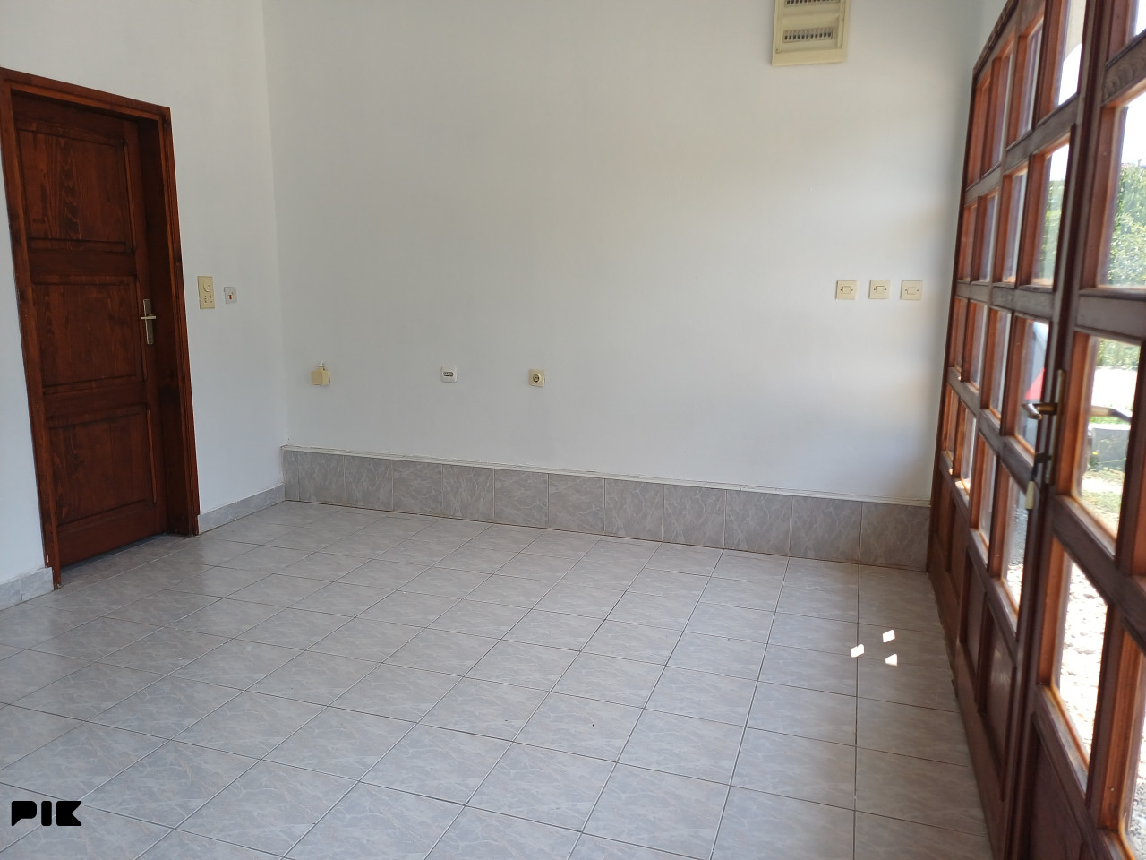 Poslovni prostor Istočna Ilidža 20m2 2