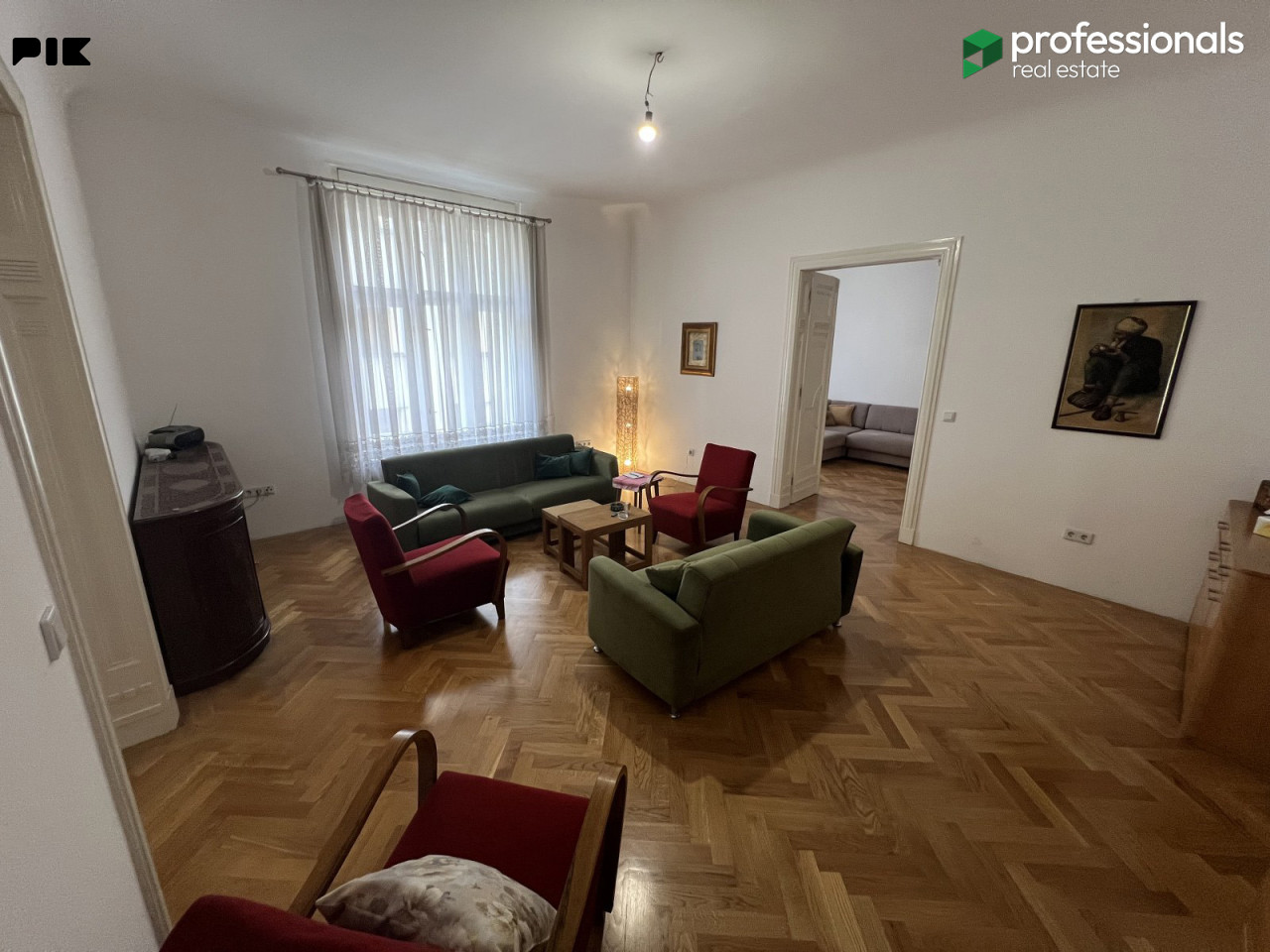 Renoviran stan Marijin Dvor Centar Sarajevo 5