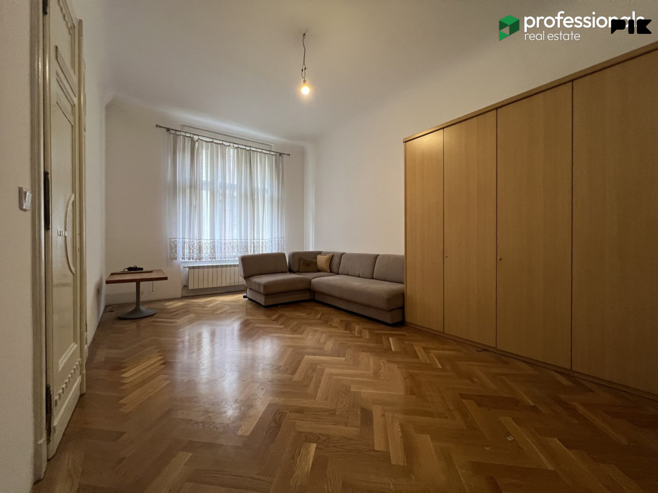 Renoviran stan Marijin Dvor Centar Sarajevo 19