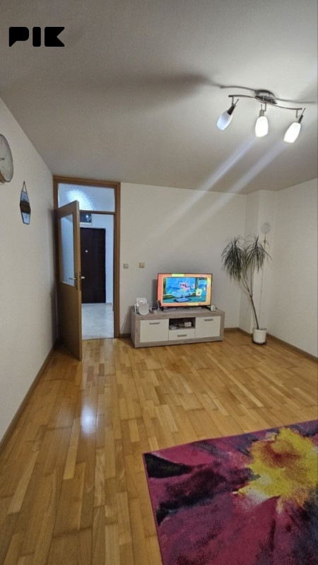 Prodajem namjesten stan Pale 65m2