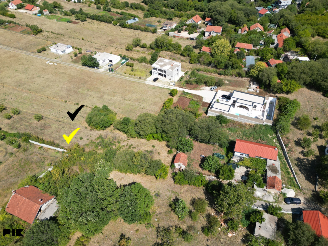 Parcela od 2000m2 sa mogućnošću proširenja za još cca 2000m2 3