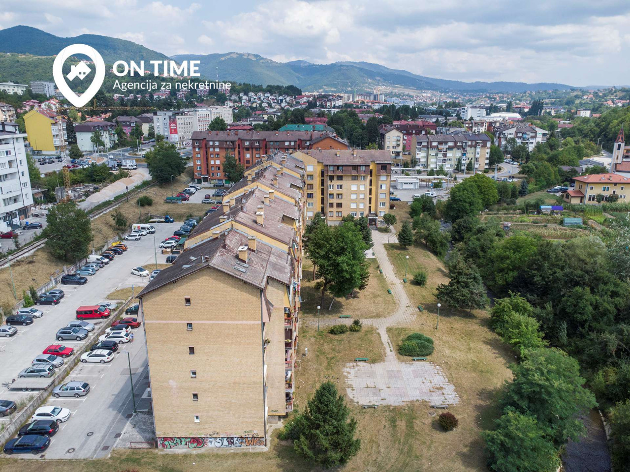 ON TIME prodaje: Renoviran trosoban stan Sarajevo Vogošća photo 4