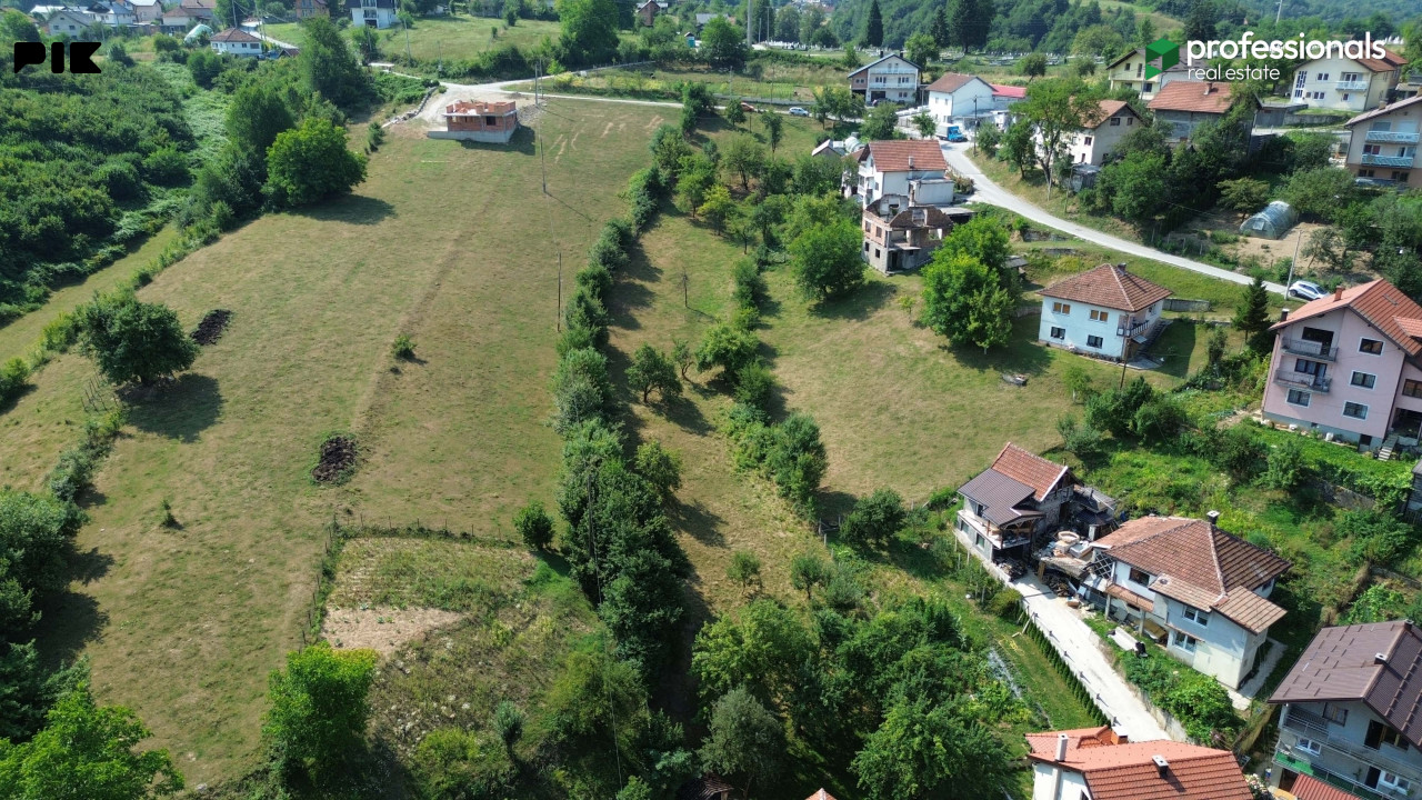 Zemljište Hadžići Sarajevo 3000 m² - Više