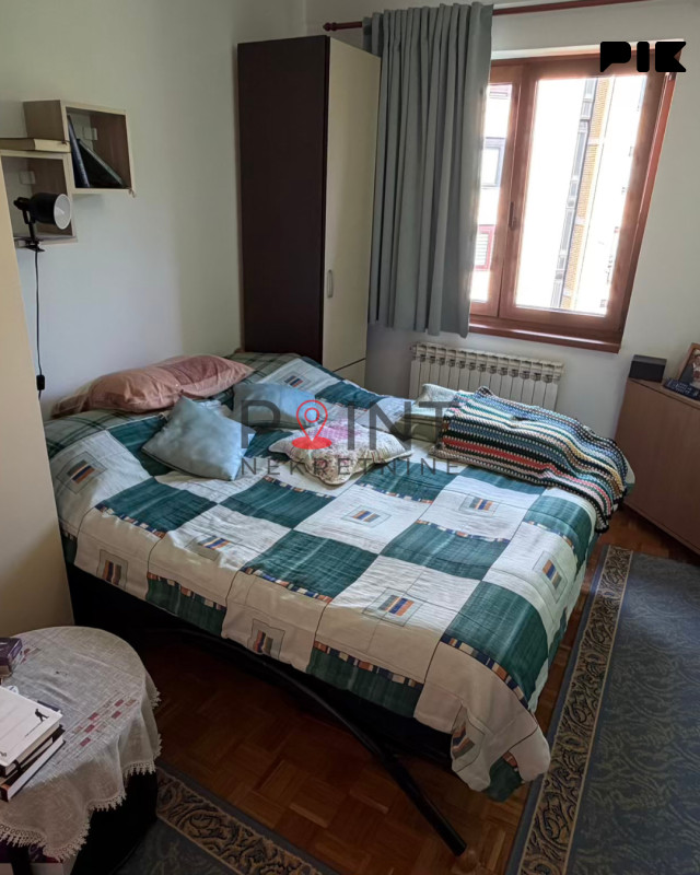 PRODAJA: Trosoban stan na Višnjiku sa dodatnim prostorom 8