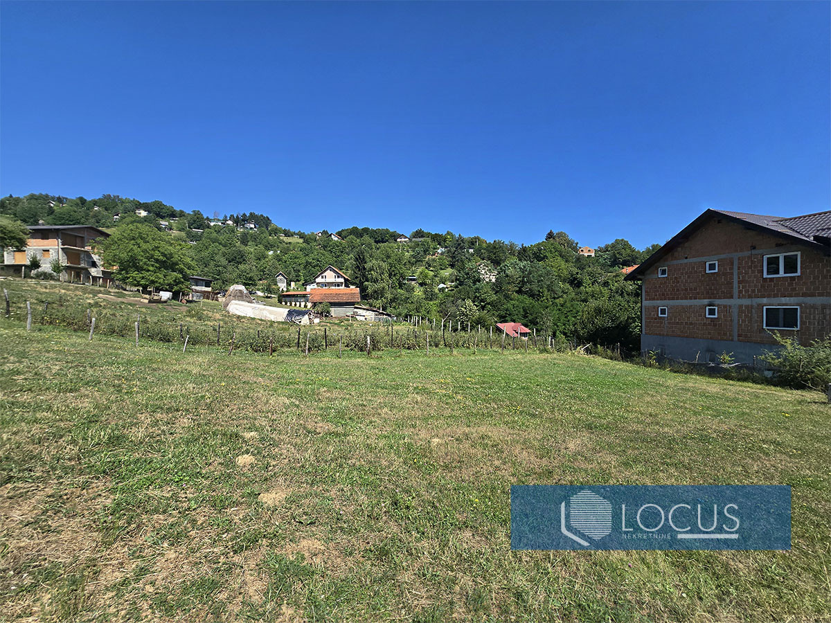 LOCUS: Zemljište površine 1.788m2, Dobroševići, N. Grad 4