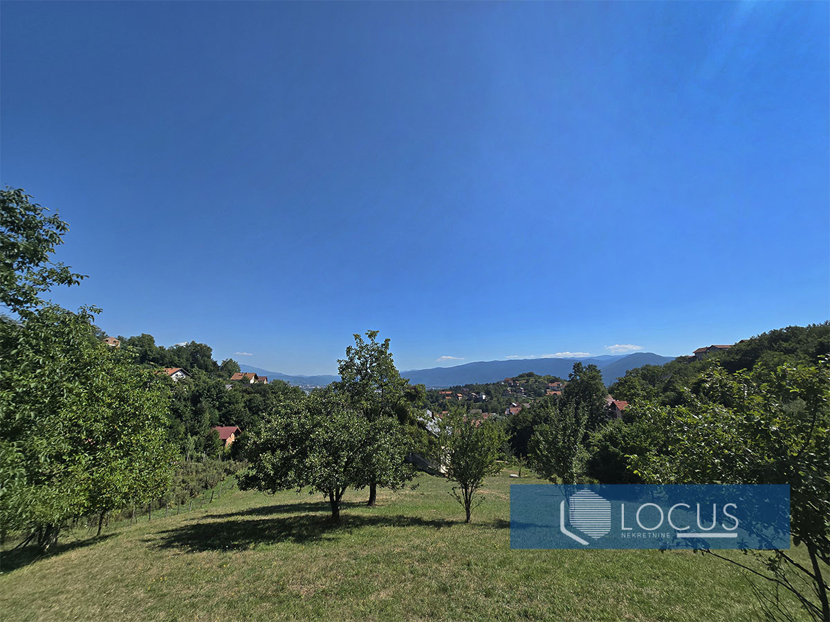 LOCUS: Zemljište površine 1.788m2, Dobroševići, N. Grad 6