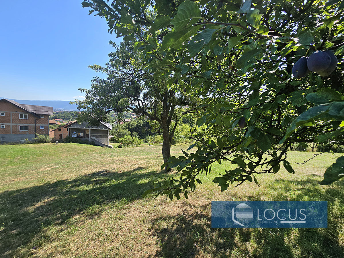 LOCUS: Zemljište površine 1.788m2, Dobroševići, N. Grad 10