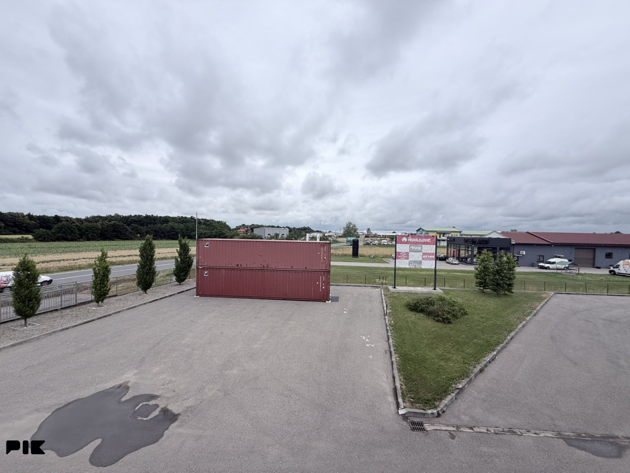 Poslovni objekat/skladiše/hale Bijeljina 1800m2 6