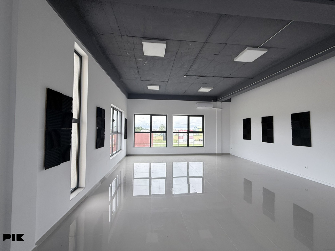 Poslovni objekat/skladiše/hale Bijeljina 1800m2 13