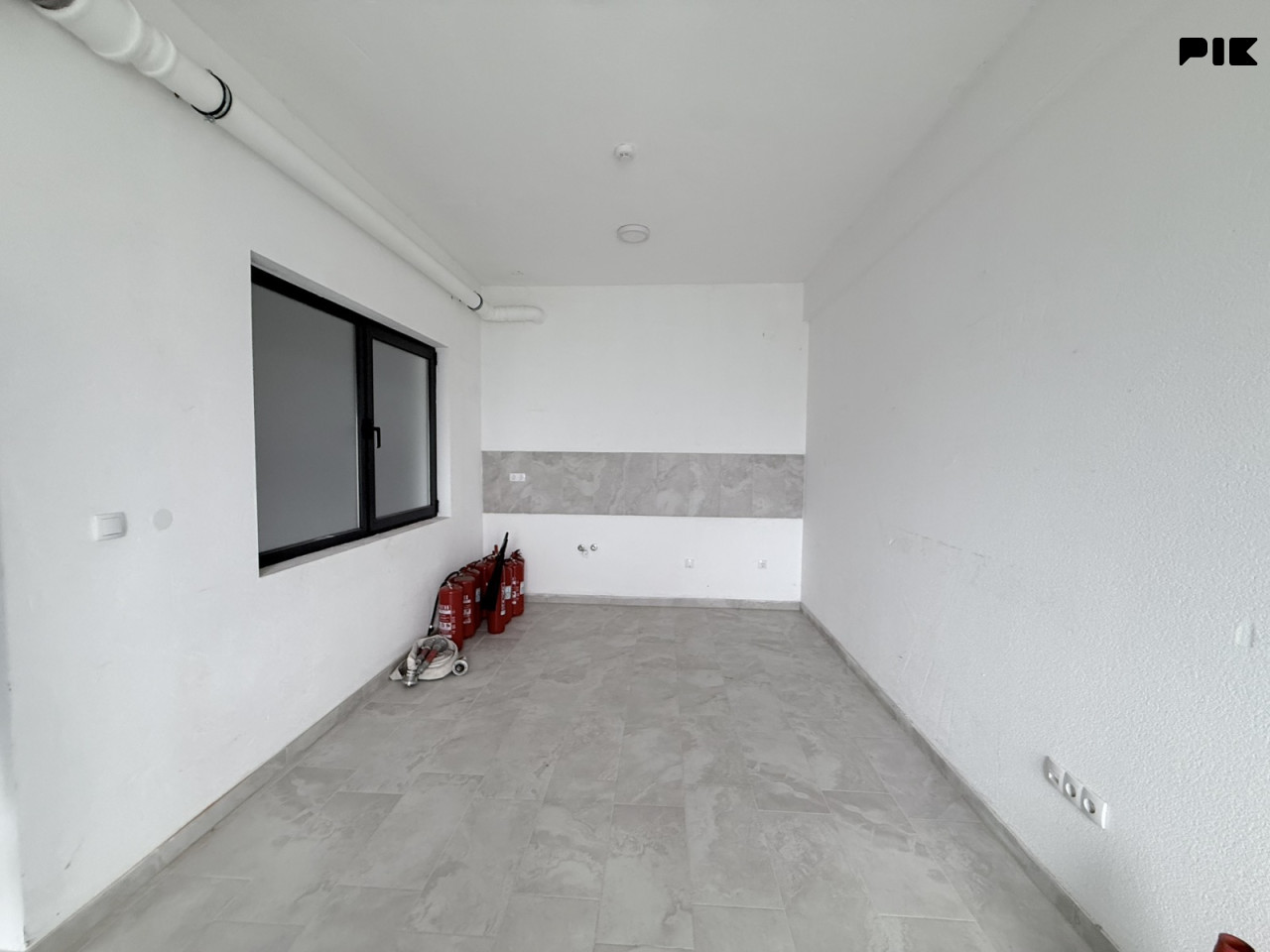 Poslovni objekat/skladiše/hale Bijeljina 1800m2 20