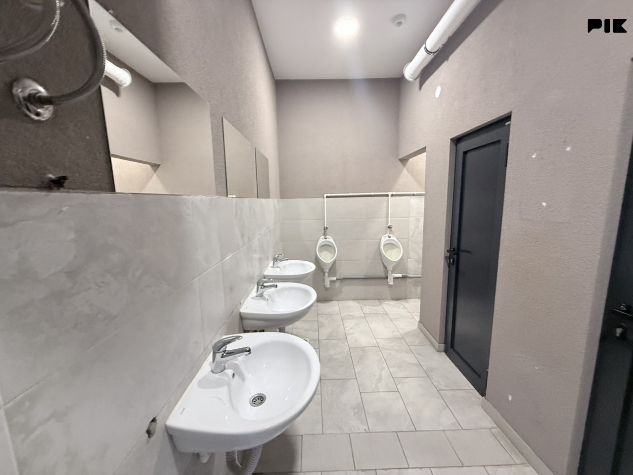 Poslovni objekat/skladiše/hale Bijeljina 1800m2 22