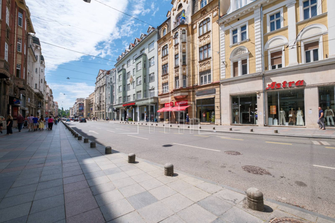 Salonski stan za Najam Centar Sarajevo Maršala Tita 19