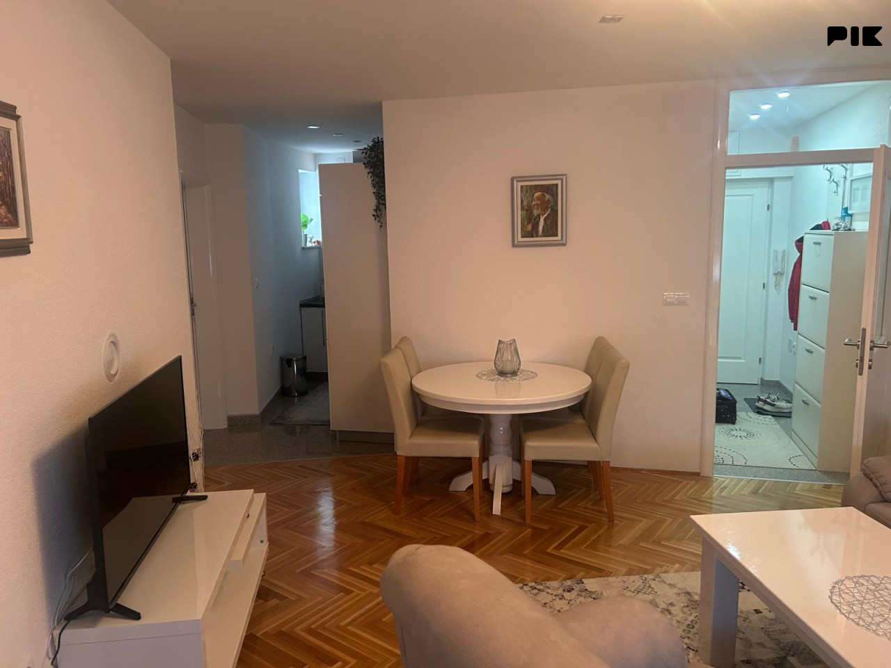 Stan Bihać 53m2 3