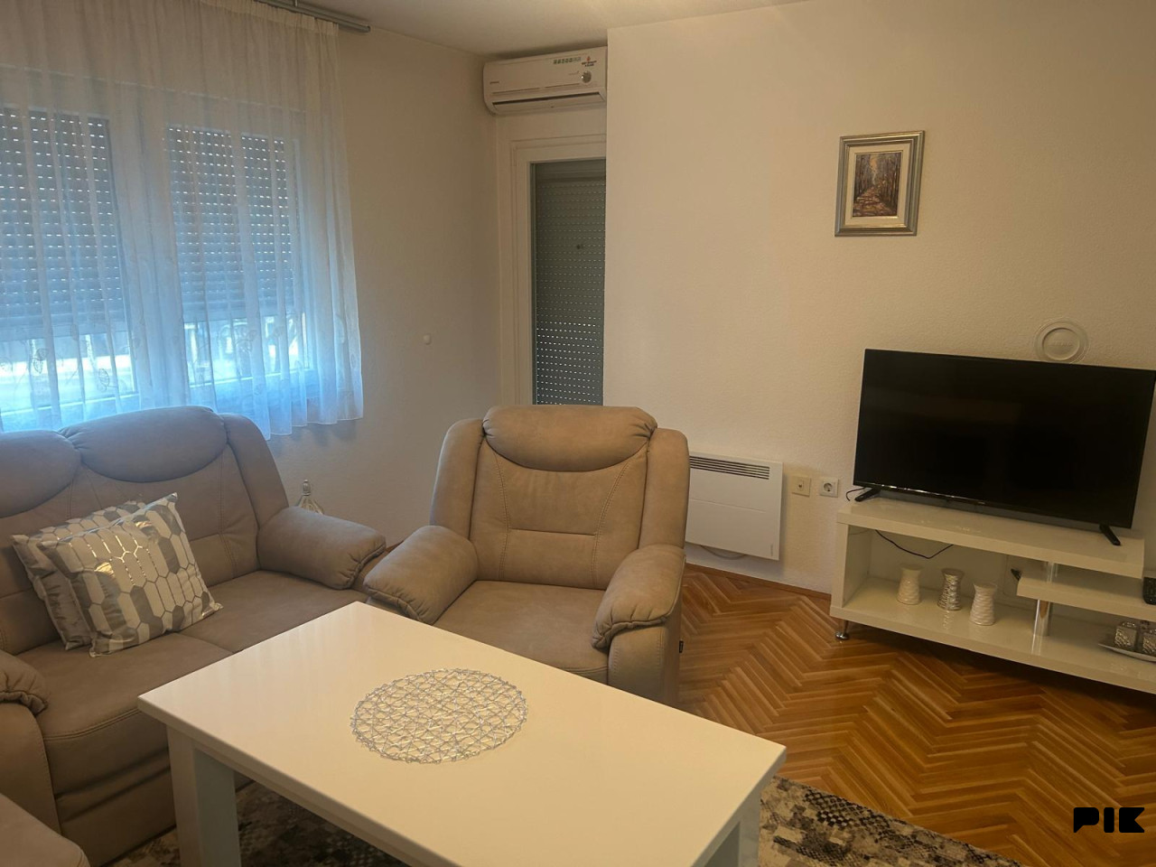Stan Bihać 53m2 5