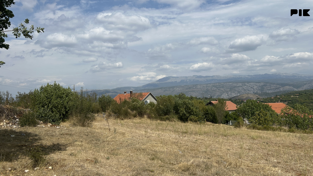 PREKRASNE GRADEVINSKE PARCELE - HODBINA, MOSTAR