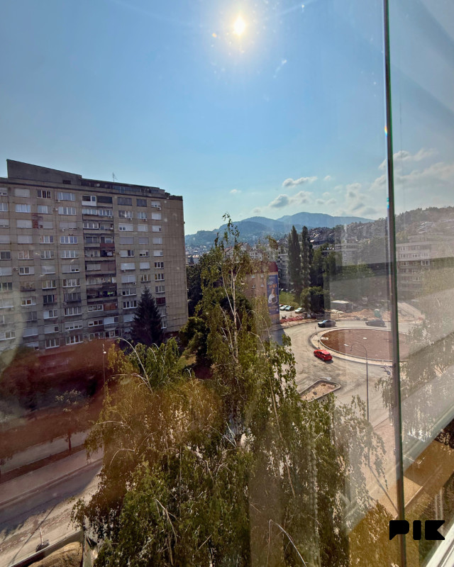 Dvosoban renoviran stan Grbavica + garaža, najam I SKY NEKRETNINE 8