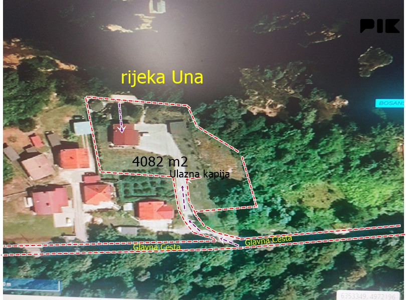 Posjed sa modernom kućom uz rijeku Unu 5
