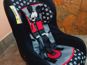 AUTOSJEDALICA ZA DJECU 0-18 KG   MIKI MAUS