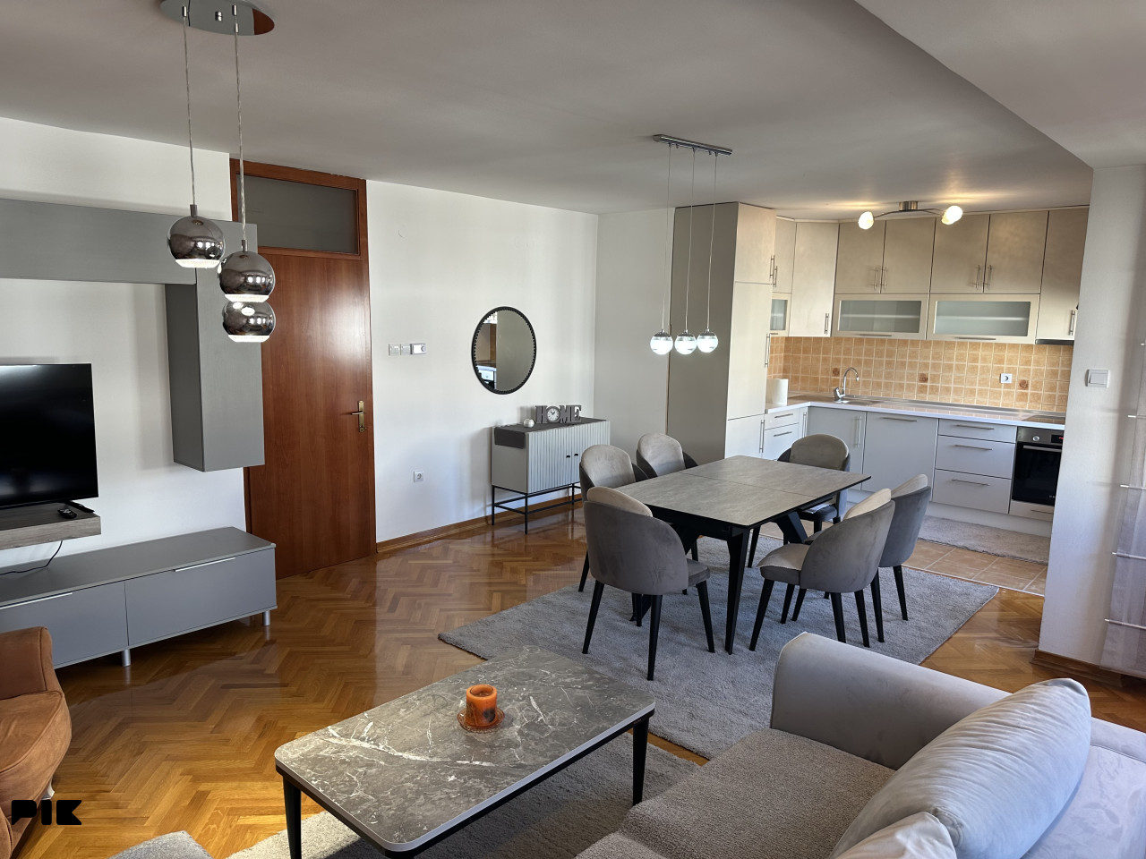 4-soban stan, 96 m²