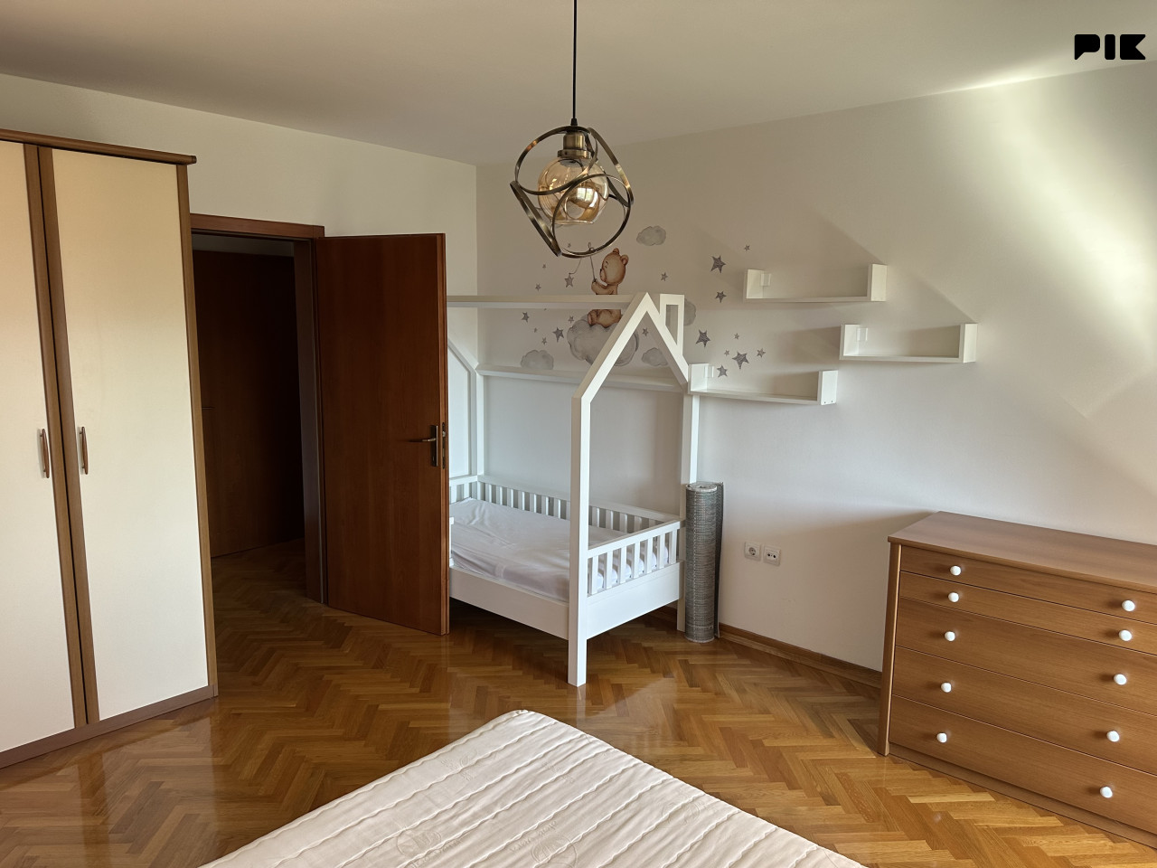 Stan Centar Banja Luka 96m2 Iznajmljivanje 10