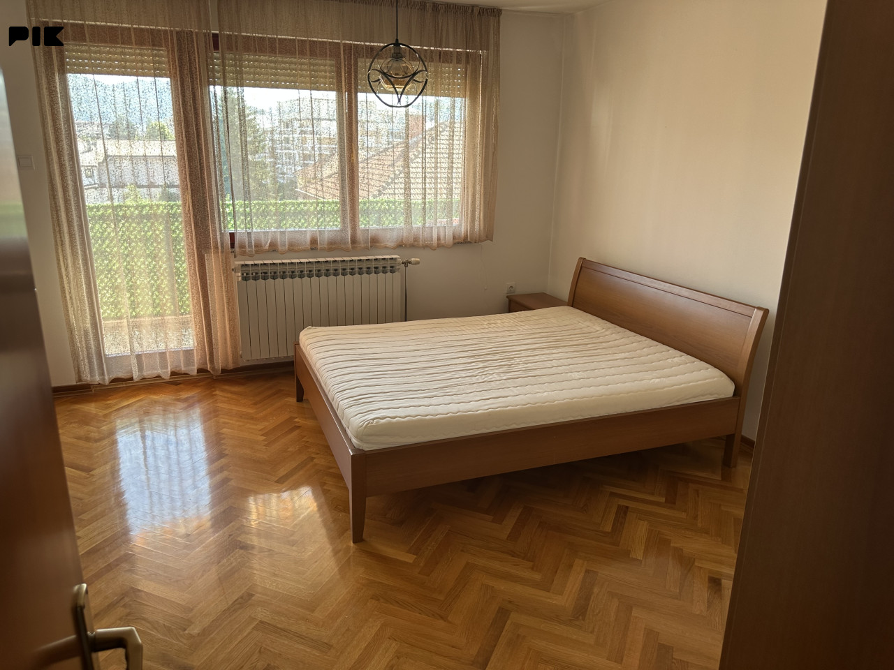 Stan Centar Banja Luka 96m2 Iznajmljivanje 13