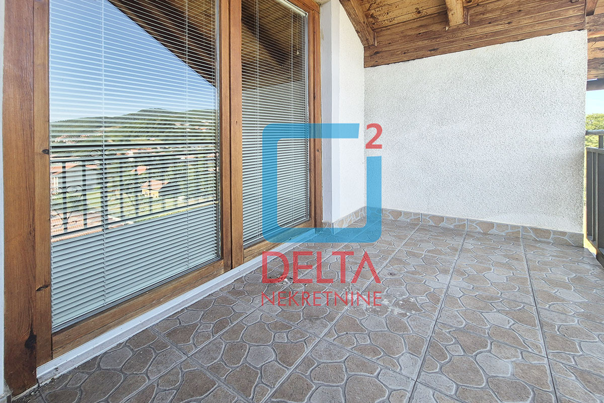 Kuća 118m2 + (dodatna kuća) / na parceli 1.830m2 / Semizovac / 20