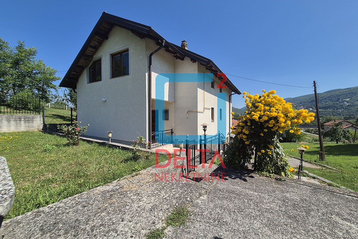 Kuća 118m2 + (dodatna kuća) / na parceli 1.830m2 / Semizovac / 31