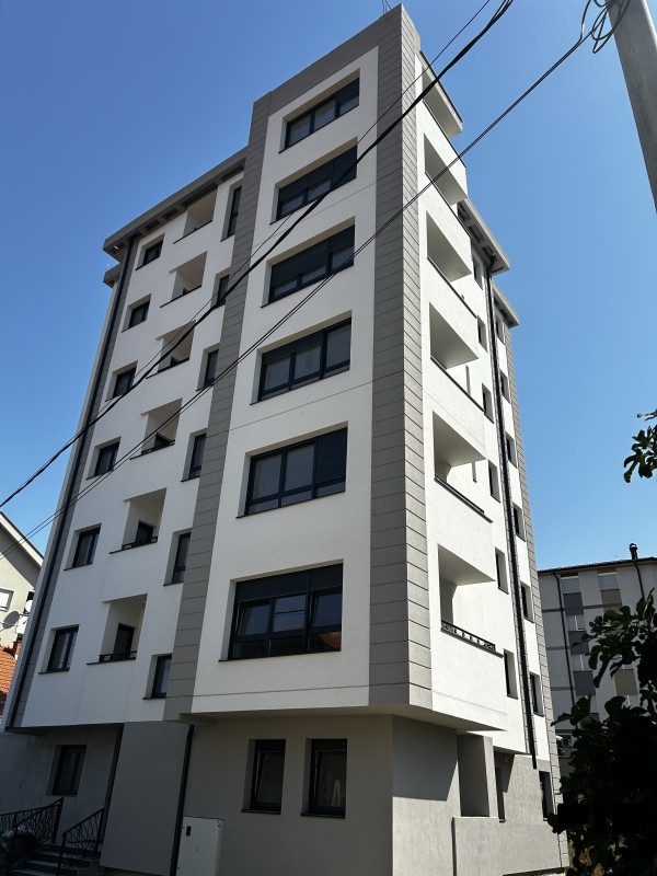 Stan Bijeljina, trosoban, 48 m2, centar