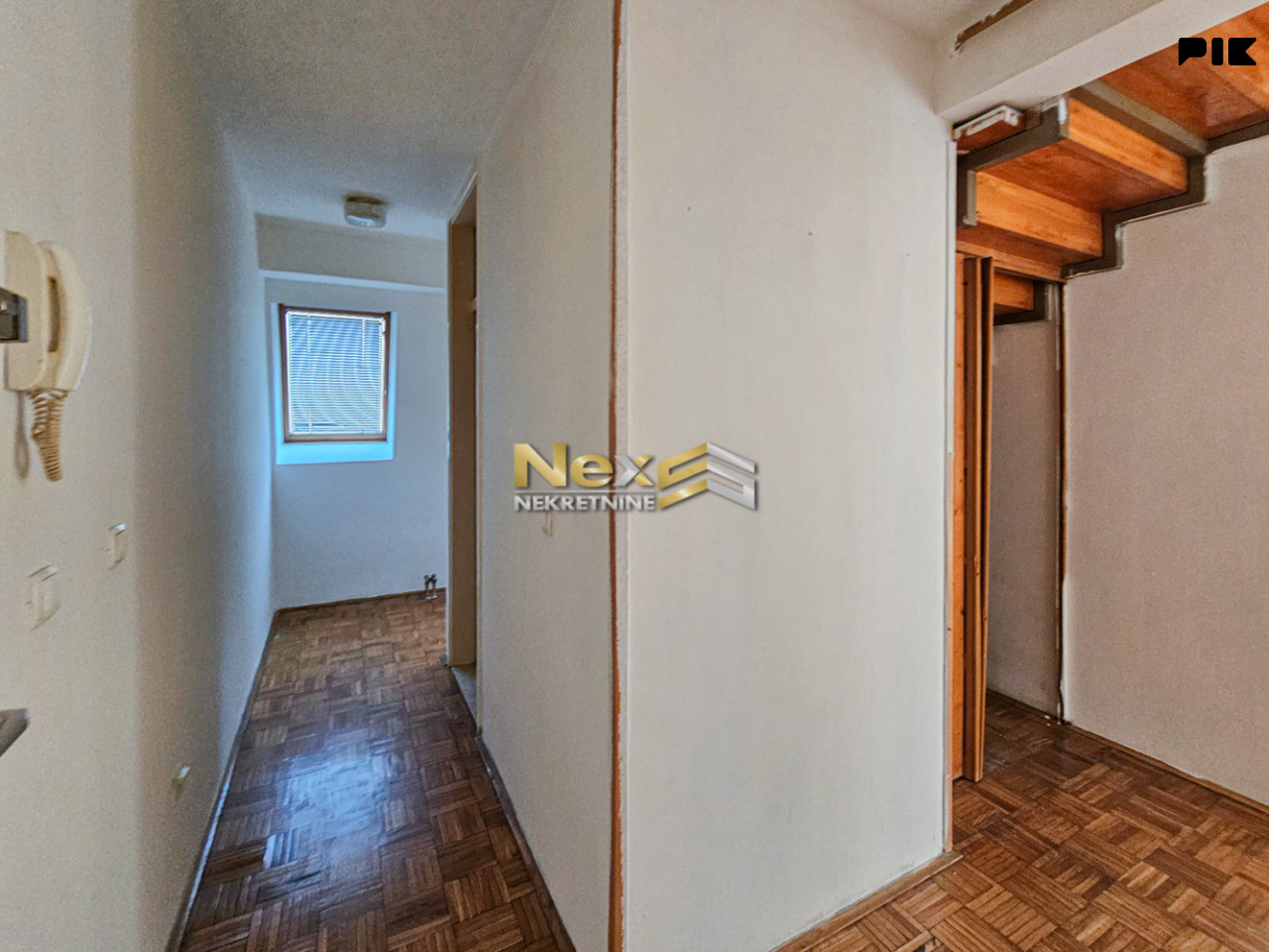 Trosoban dvoetažni stan Hifzi Bjelevca/Stup/Ilidža 104,82 m2 photo 4