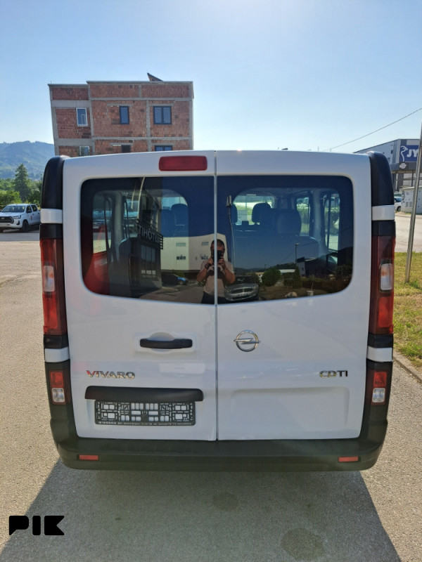Opel Vivaro — fotografija 10