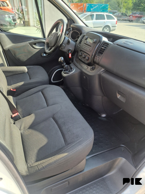 Opel Vivaro — fotografija 15