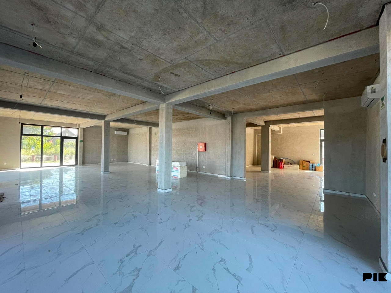 Poslovni prostor Živinice 189.60m2 6
