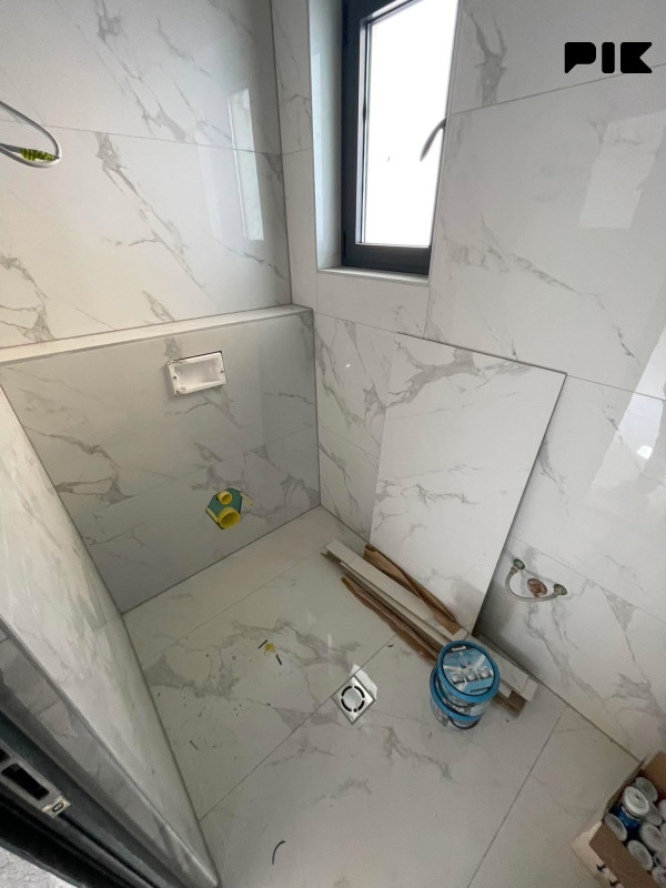 Poslovni prostor Živinice 189.60m2 9