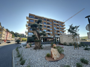 Trosoban stan 80 m2 s prostranim balkonom - Hills Residence 3 photo 2
