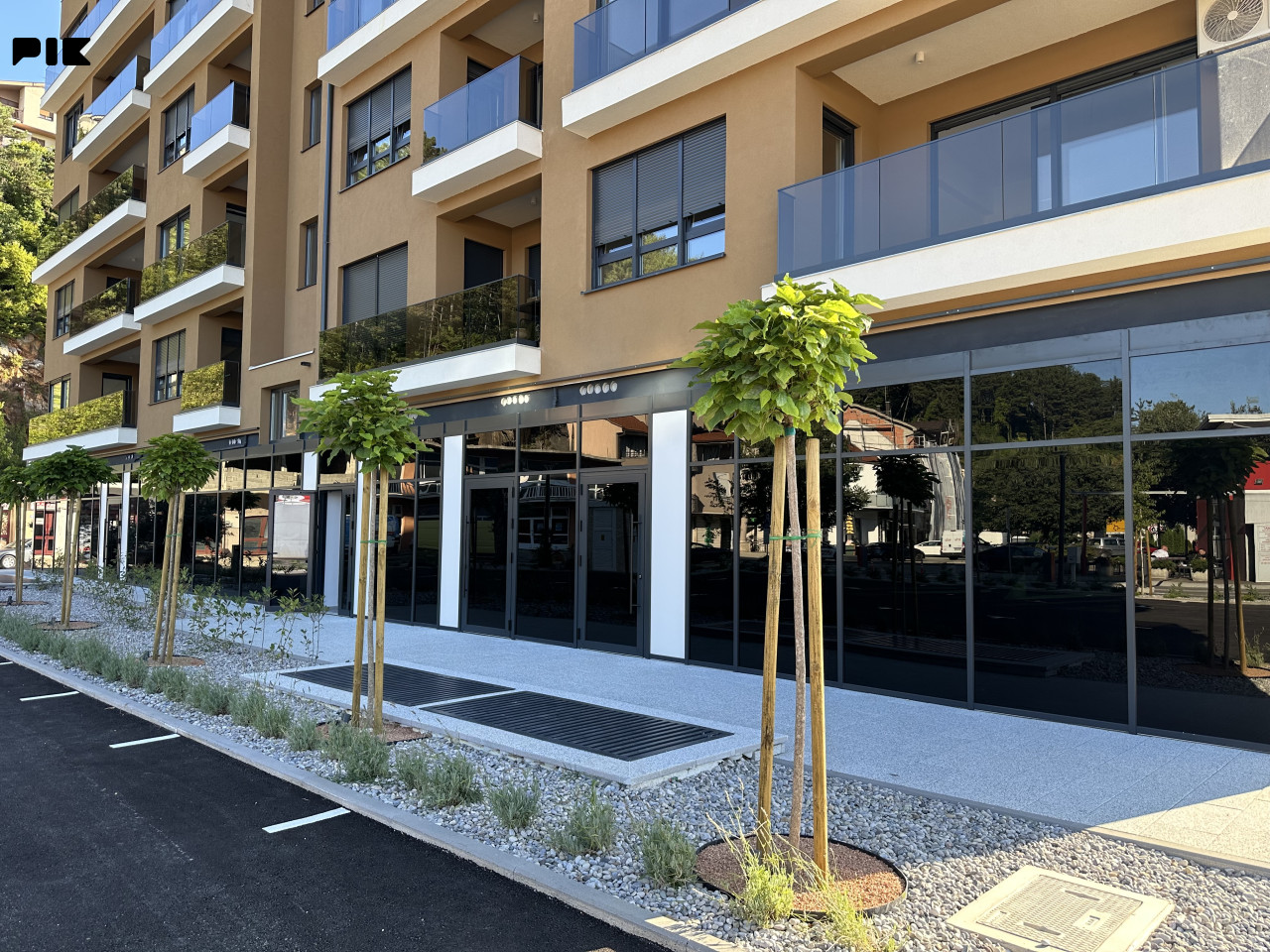Dvosoban stan 42 m2 s prostranim balkonom - Hills Residence 3 5