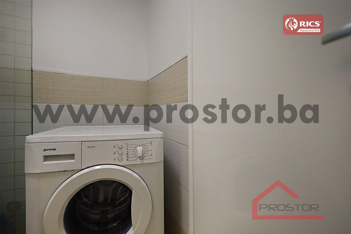 PROSTOR izdaje: Dvosoban stan, 80m2, Centar 8