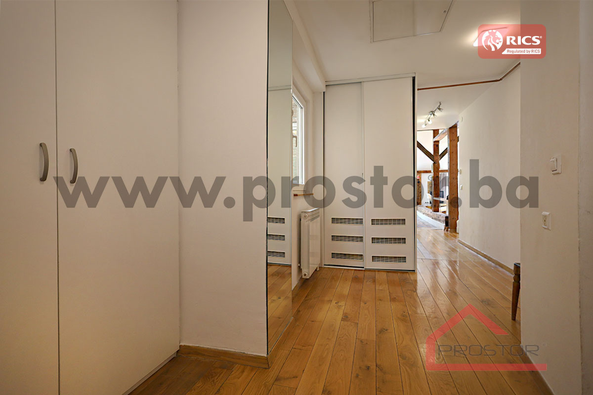 PROSTOR izdaje: Dvosoban stan, 80m2, Centar 9