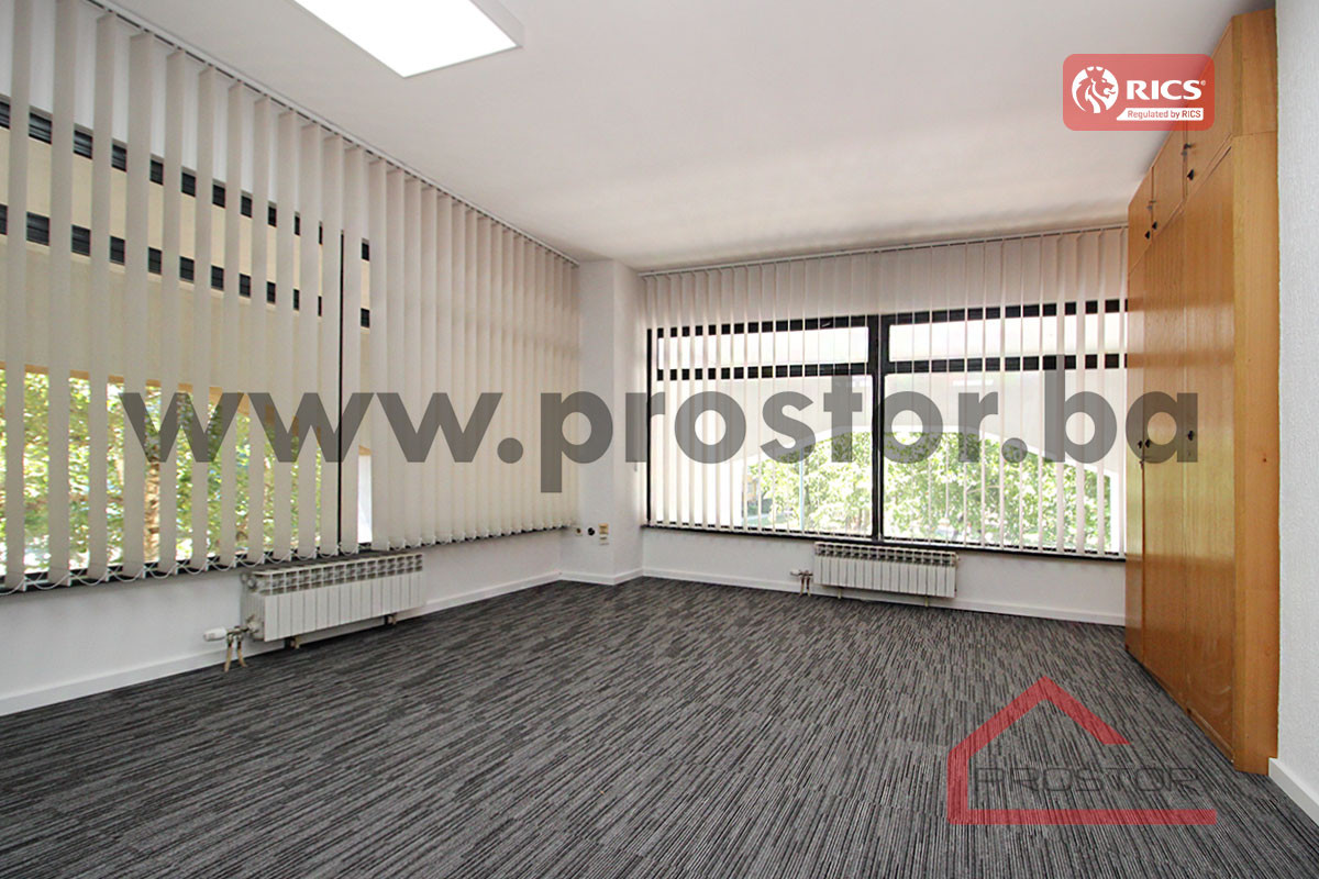 PROSTOR izdaje: Poslovni prostor, 217m2, Grbavica