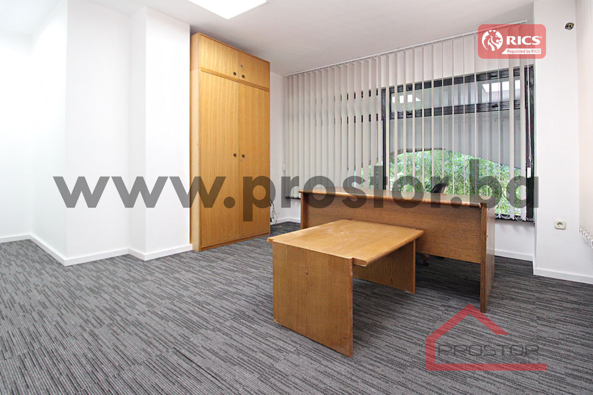 PROSTOR izdaje: Poslovni prostor, 217m2, Grbavica 6