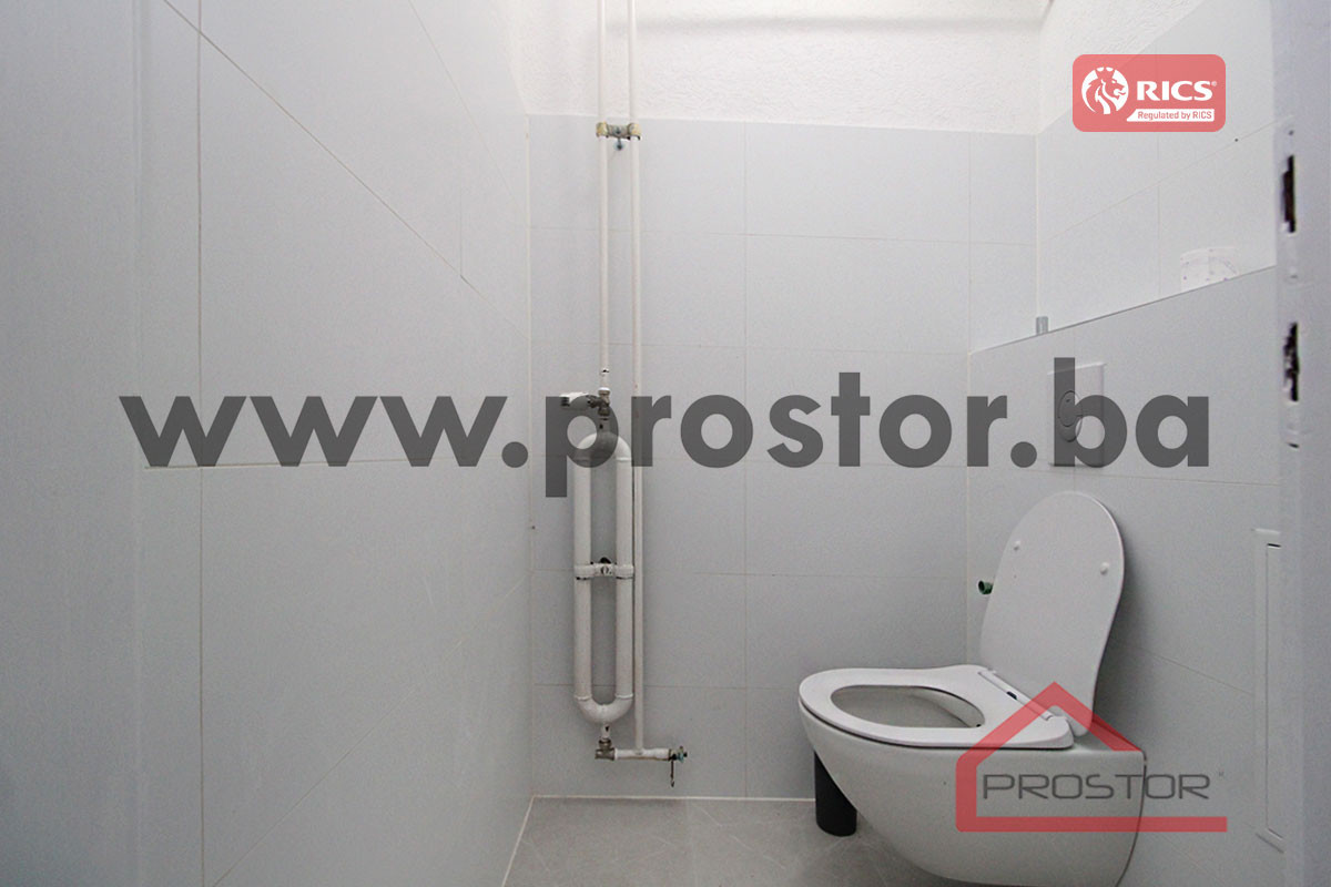 PROSTOR izdaje: Poslovni prostor, 217m2, Grbavica 10