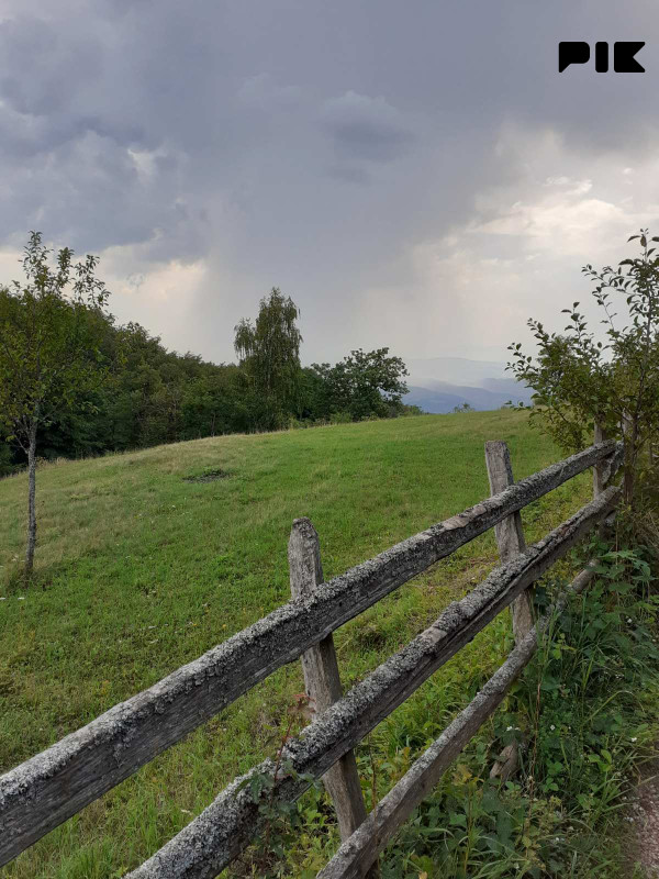 Zemljište Breza , Vlahinje 1600m2 2