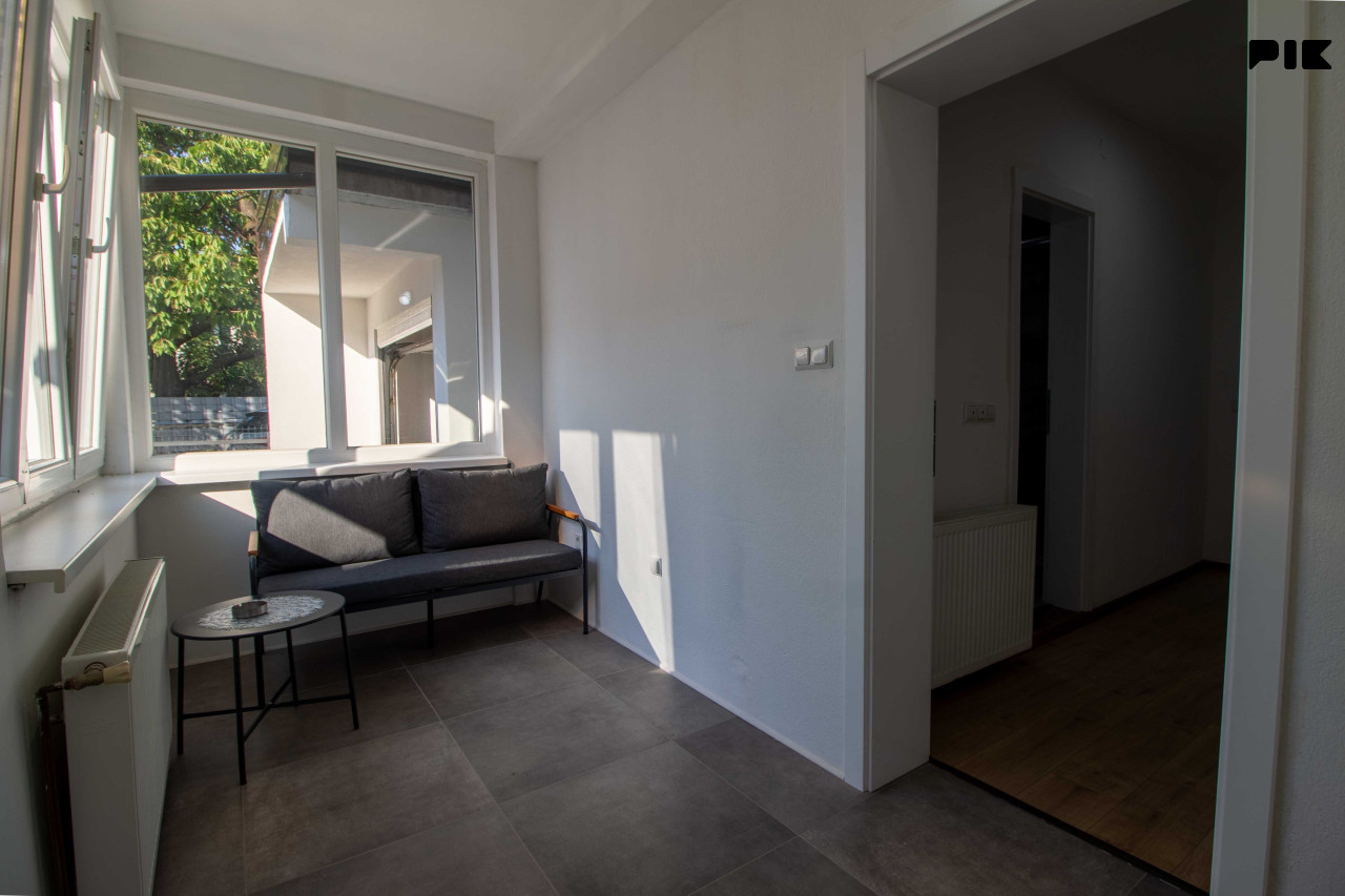 STUP - kuća od 243 m2 | 2 stambene jedinice | Garaža 2