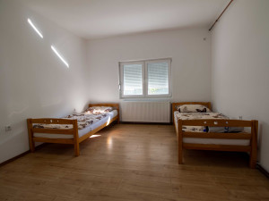 STUP | Kuća od 243 m2 | 2 stambene jedinice | Garaža photo 5