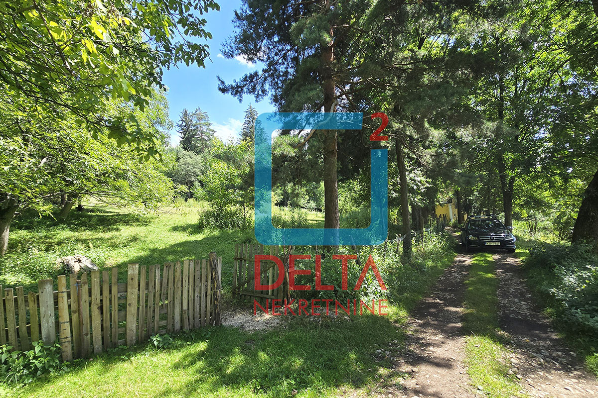 Zemljište / parcela / 3.729m2 / Grdonj / Barice / Centar