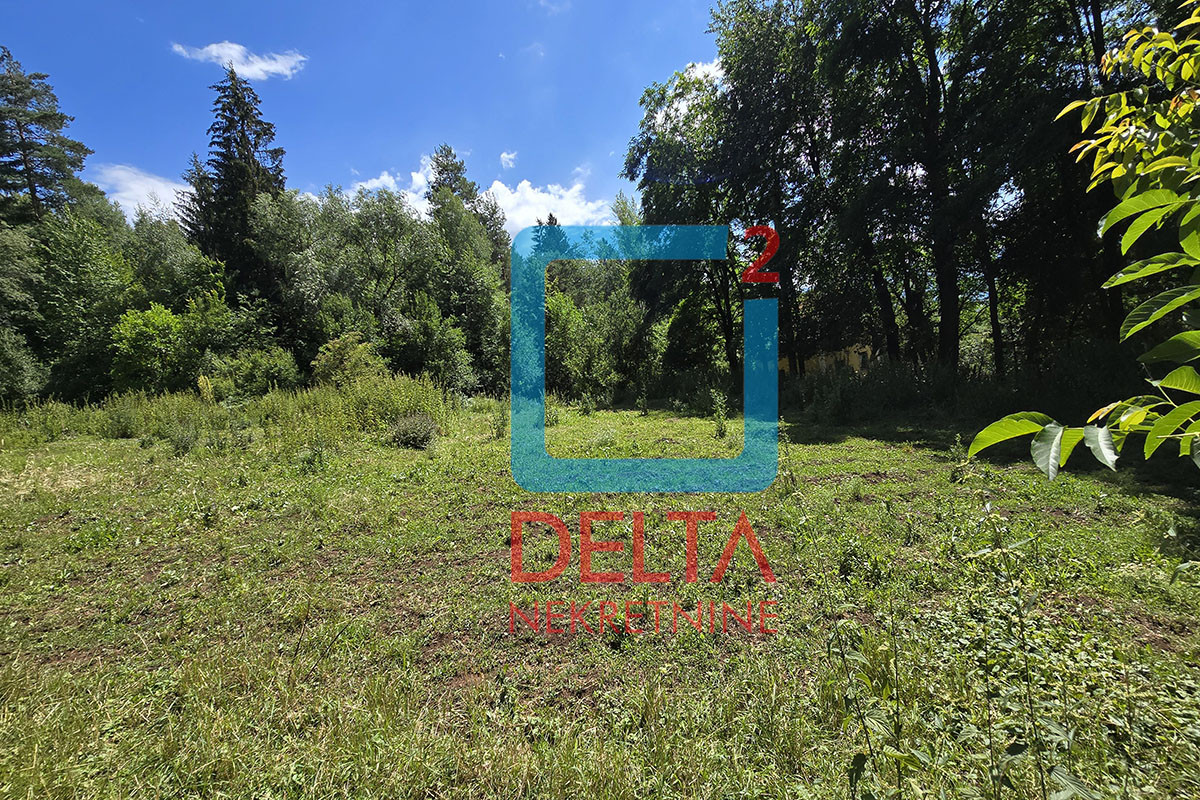 Zemljište / parcela / 3.729m2 / Grdonj / Barice / Centar 3