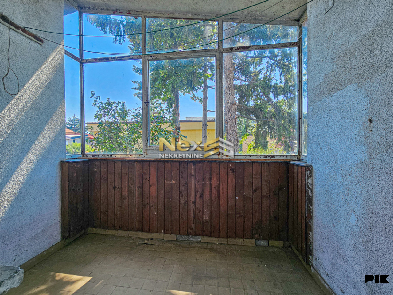 Četverosoban stan Pejton/Ilidža 90 m2 20