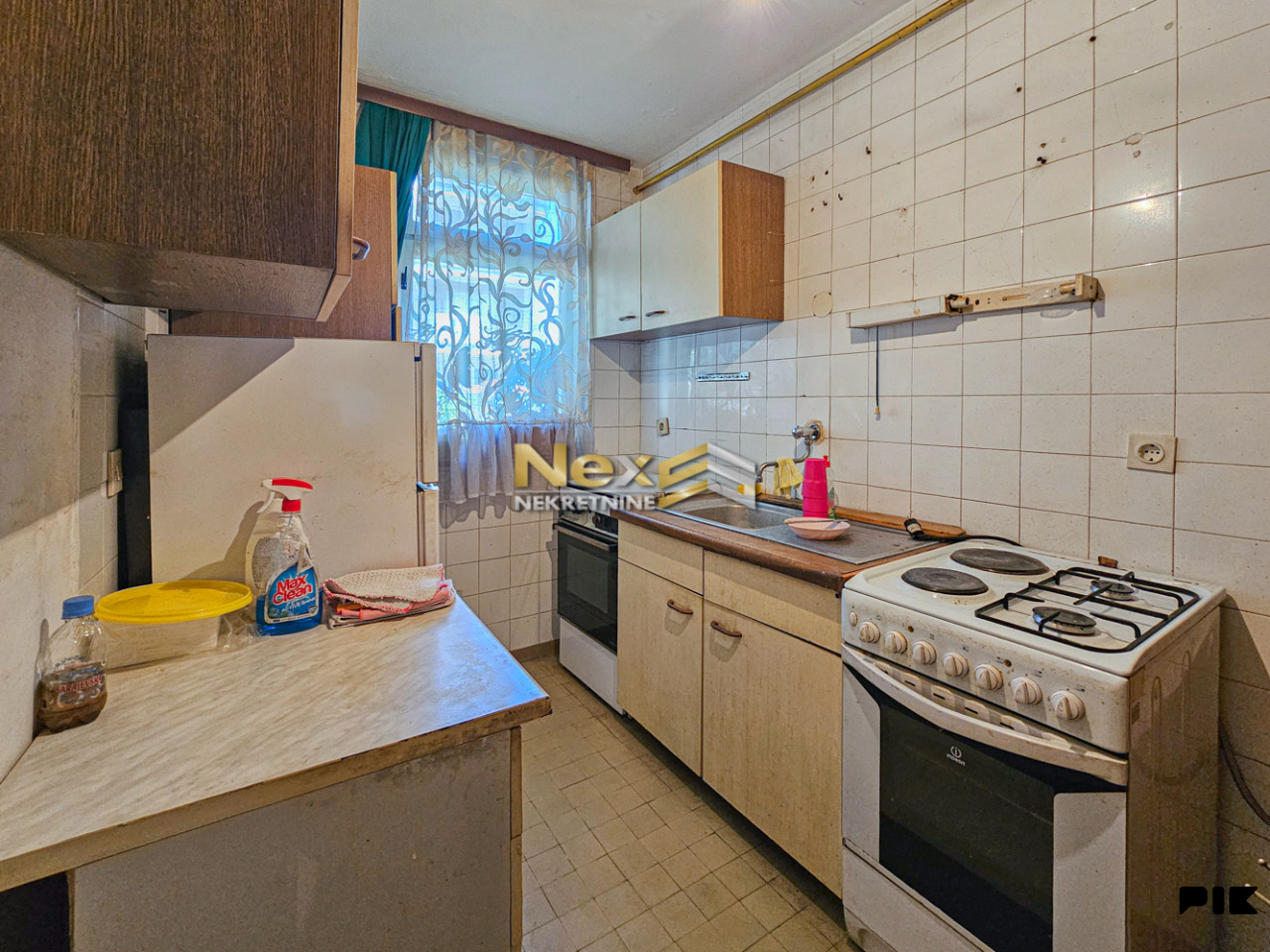 Četverosoban stan Pejton/Ilidža 90 m2 16