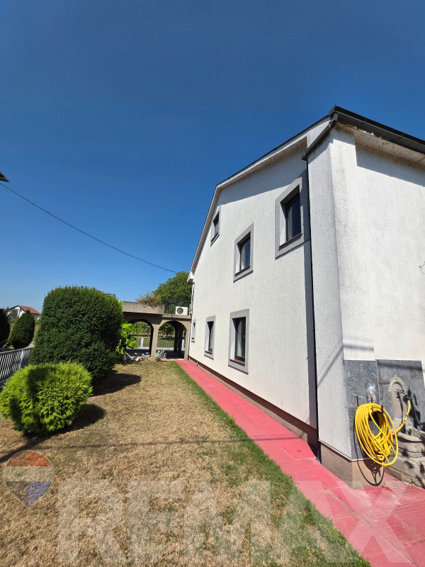 Odlične dvije kuće 511.96m2 | Derviši | Zemljište 998m2 13